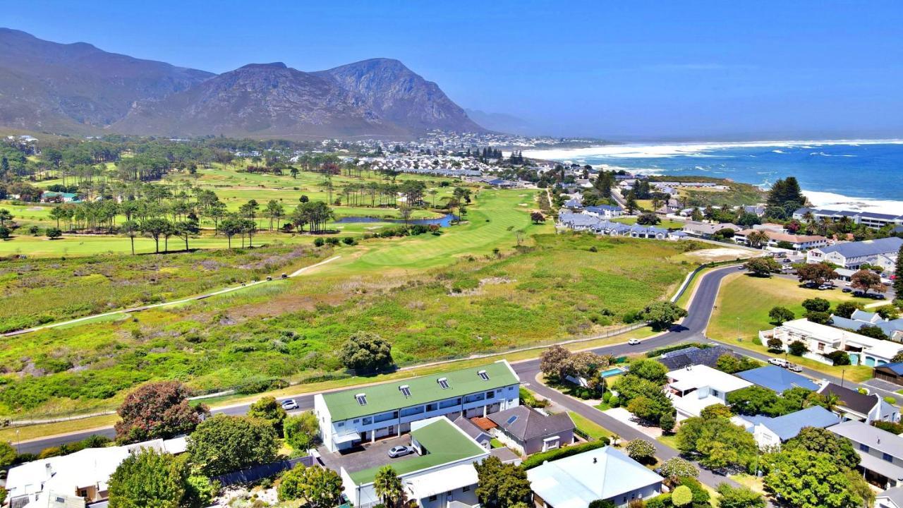 Fairway Holiday Accommodation Hermanus Exterior photo